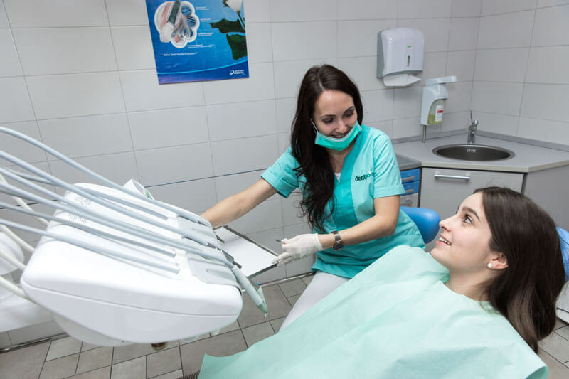 A mélyharapás kezelése (helytelenül: mély harapás) harapásemelő sín révén hatékonyan lehetséges.