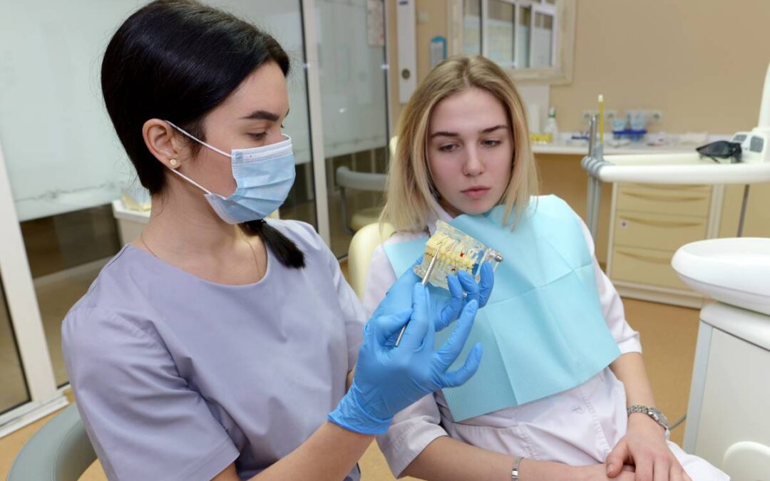 Kivehető fogsor fiatalon: mikor szükséges és mik a lehetőségek?