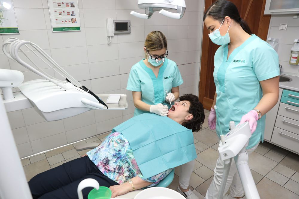 Érdemes mindig tájékozódni arról, hogy foghúzás után mit lehet enni, inni, ezzel megkönnyíthetjük a regenerálódást.